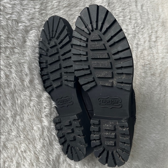 Thursday Boot Co Black Matte Leather Chelsea Boots size 9.5 - Picture 9 of 10